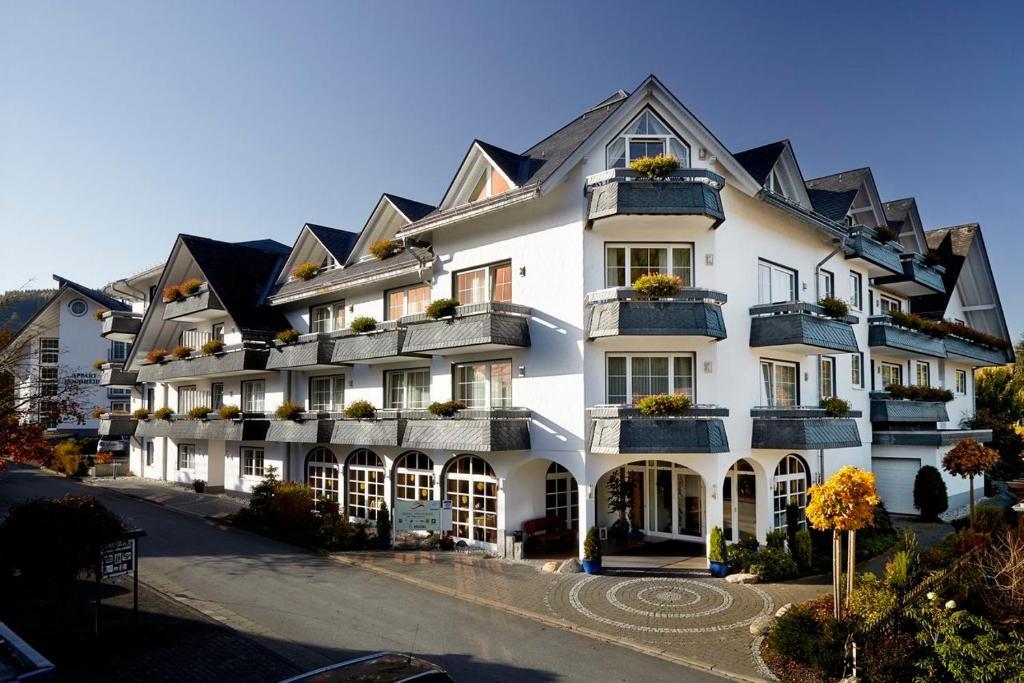 Hotel Hochheide วิลลิงเงิน ภายนอก รูปภาพ